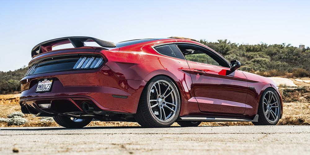 Ford Mustang American Racing AR941 Mach Five